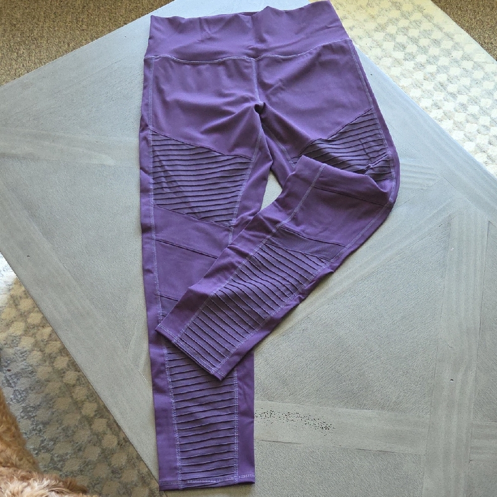 Purple Yoga High-Waisted Leggings